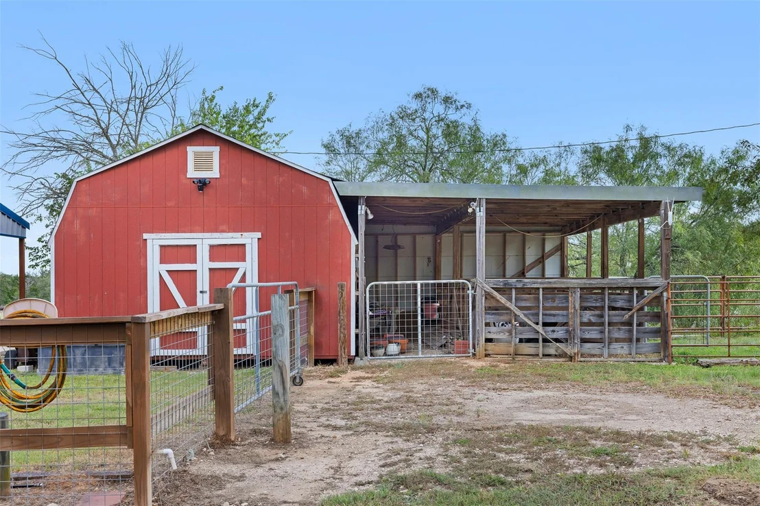 Photo of 577 Herron TRL
