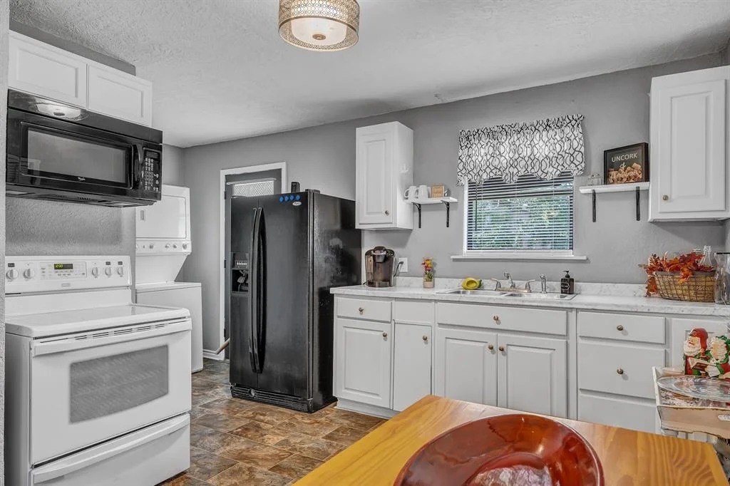 Photo of 218 Moss Oak Street ST
