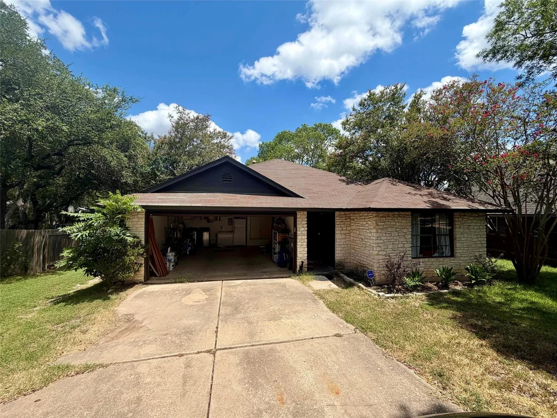Photo of 730 Shade Tree DR