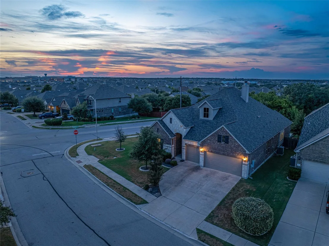 Photo of 833 Tabernash DR
