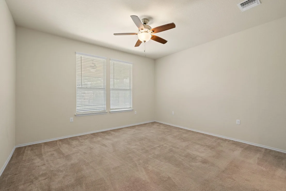 Photo of 716 Kitty Hawk RD