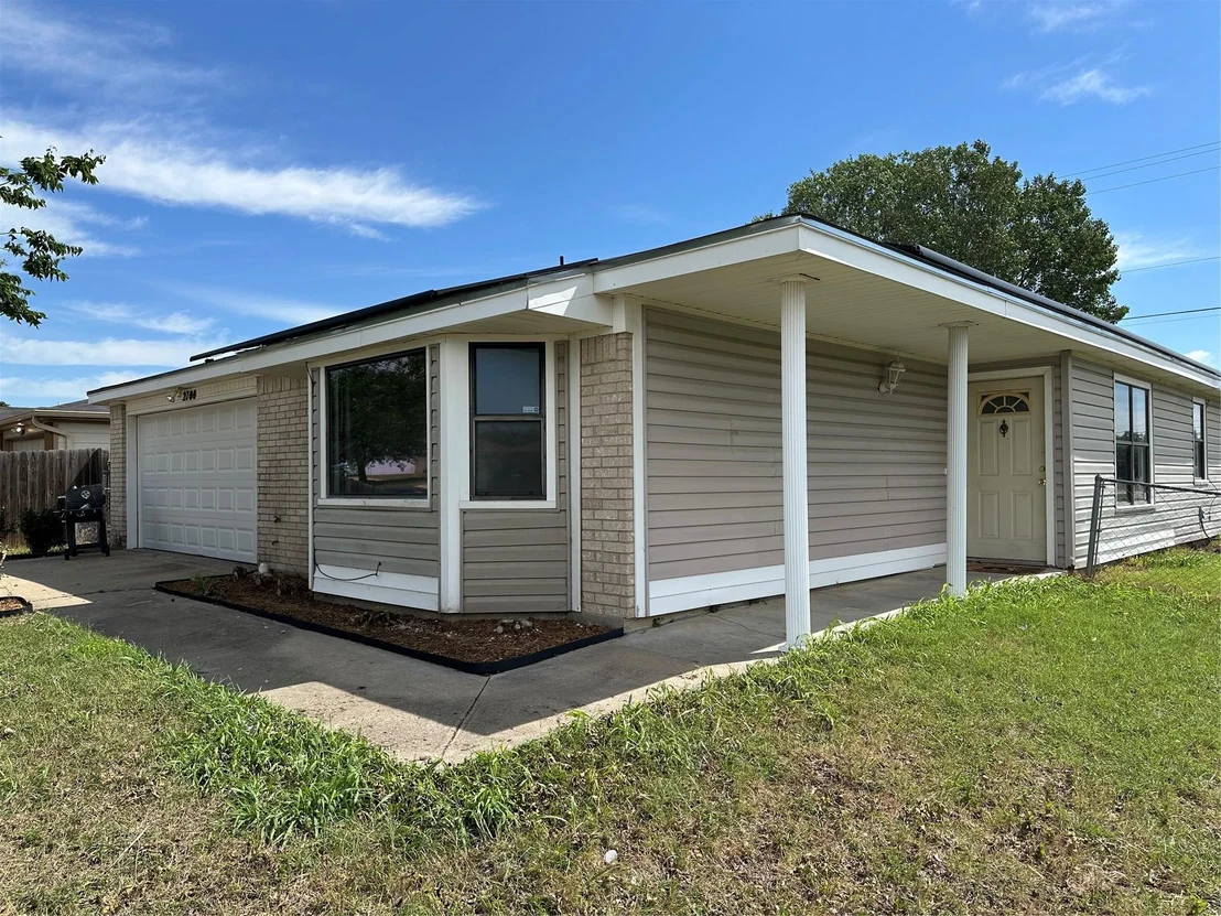 Photo of 2700 Boyd Ave