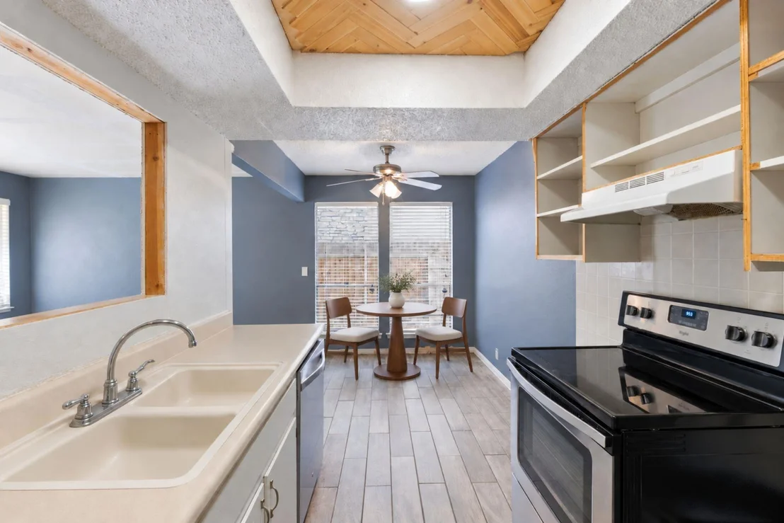Photo of 1505 Sagebrush DR