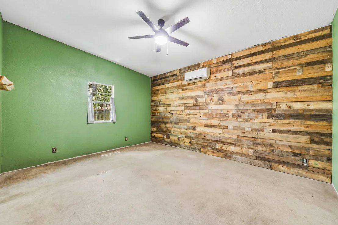 Photo of 604 Avenue B