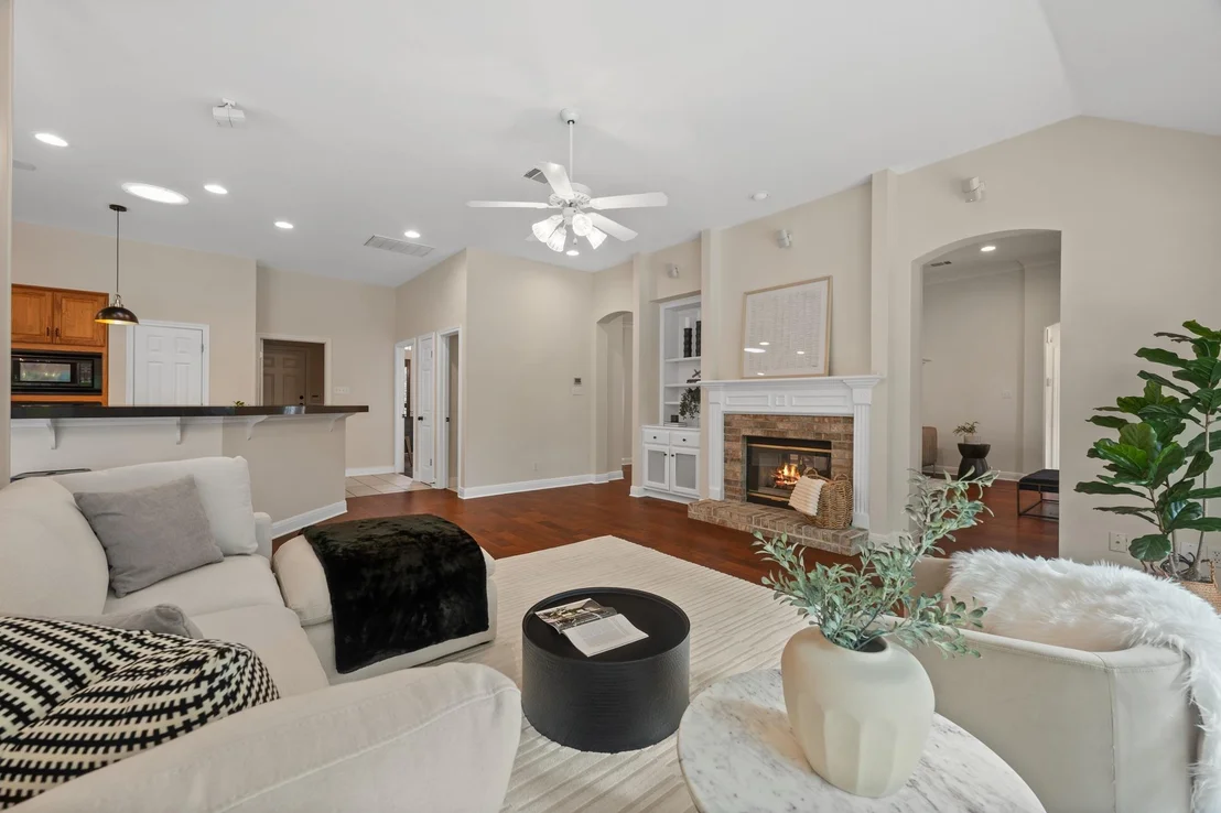 Photo of 8141 Jester BLVD