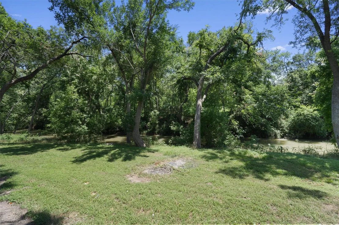 Photo of 2189 County Road 421