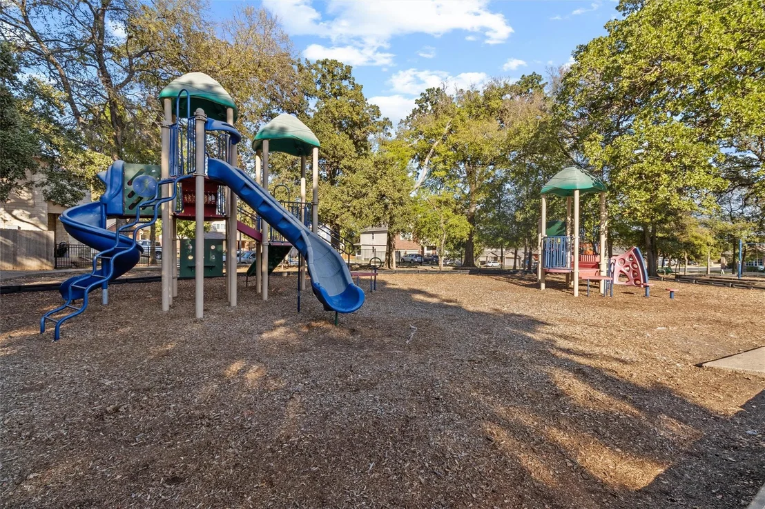 Photo of 9116 China Rose DR