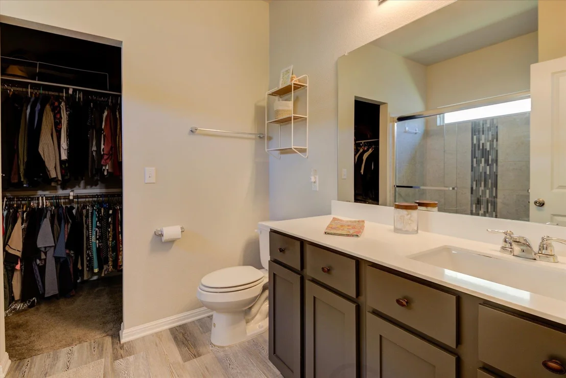 Photo of 10312 Bankhead DR