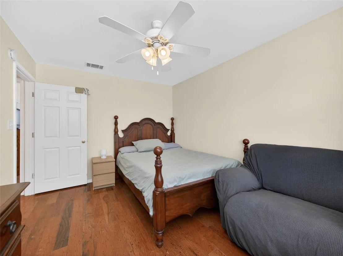 Photo of 311 College Ave