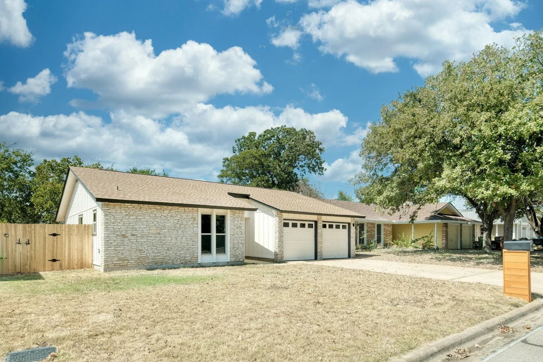 Photo of 1702 Wagon Gap DR