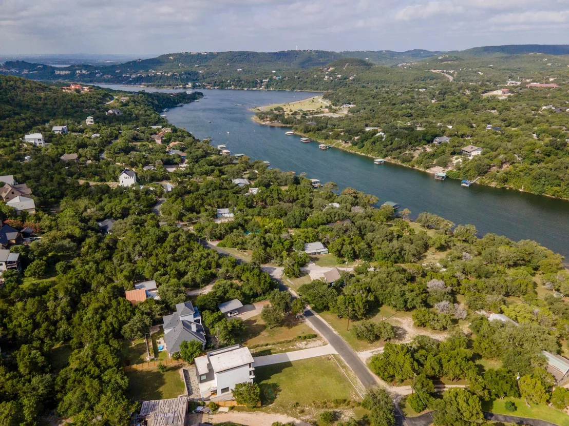 Photo of 11205 Beach RD