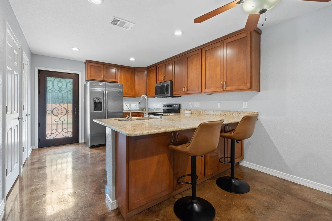 Photo of 5700 Jain LN