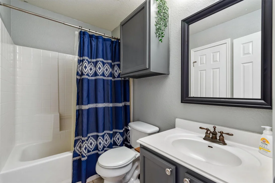 Photo of 2612 Georgian DR