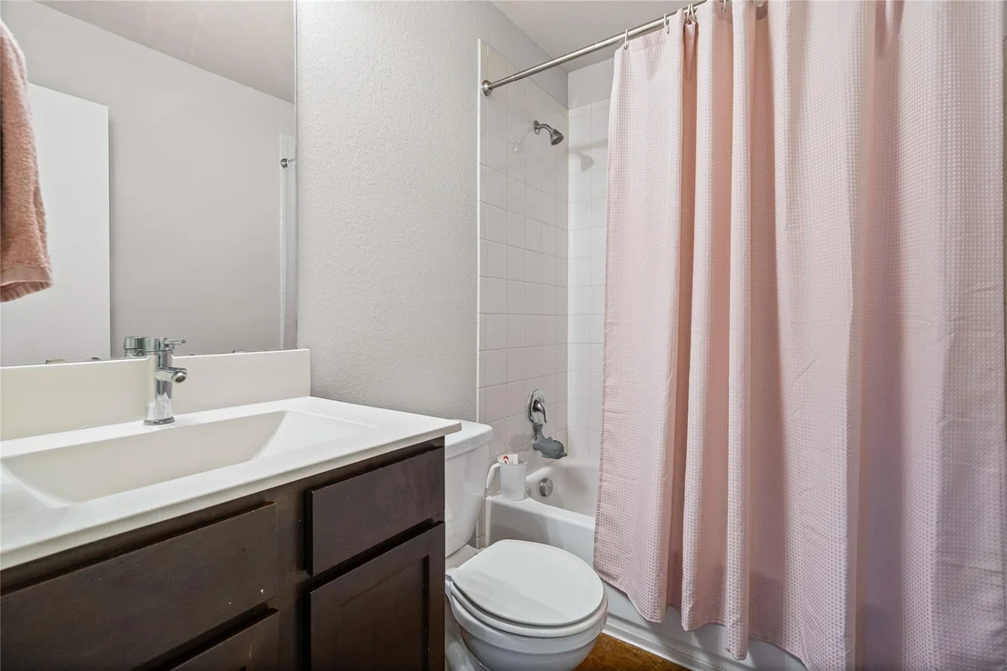 Photo of 1541 Twin CV