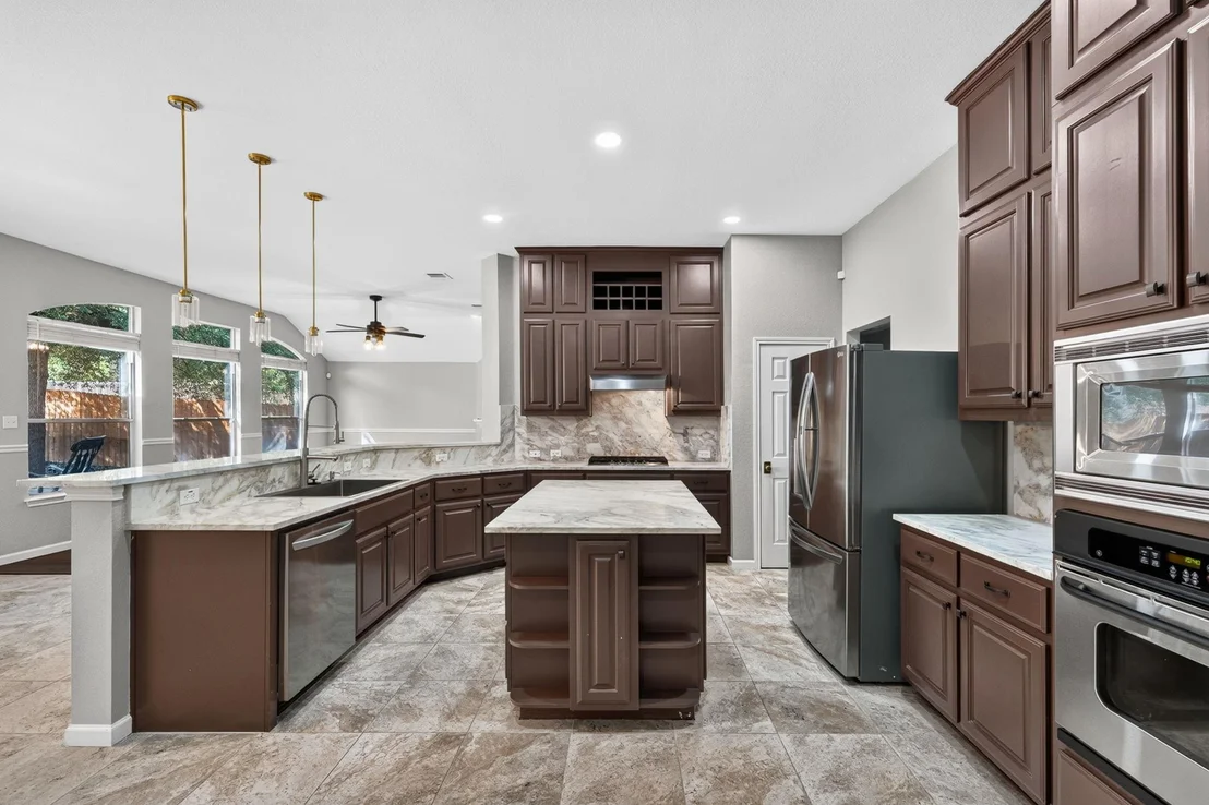 Photo of 1004 Applerock