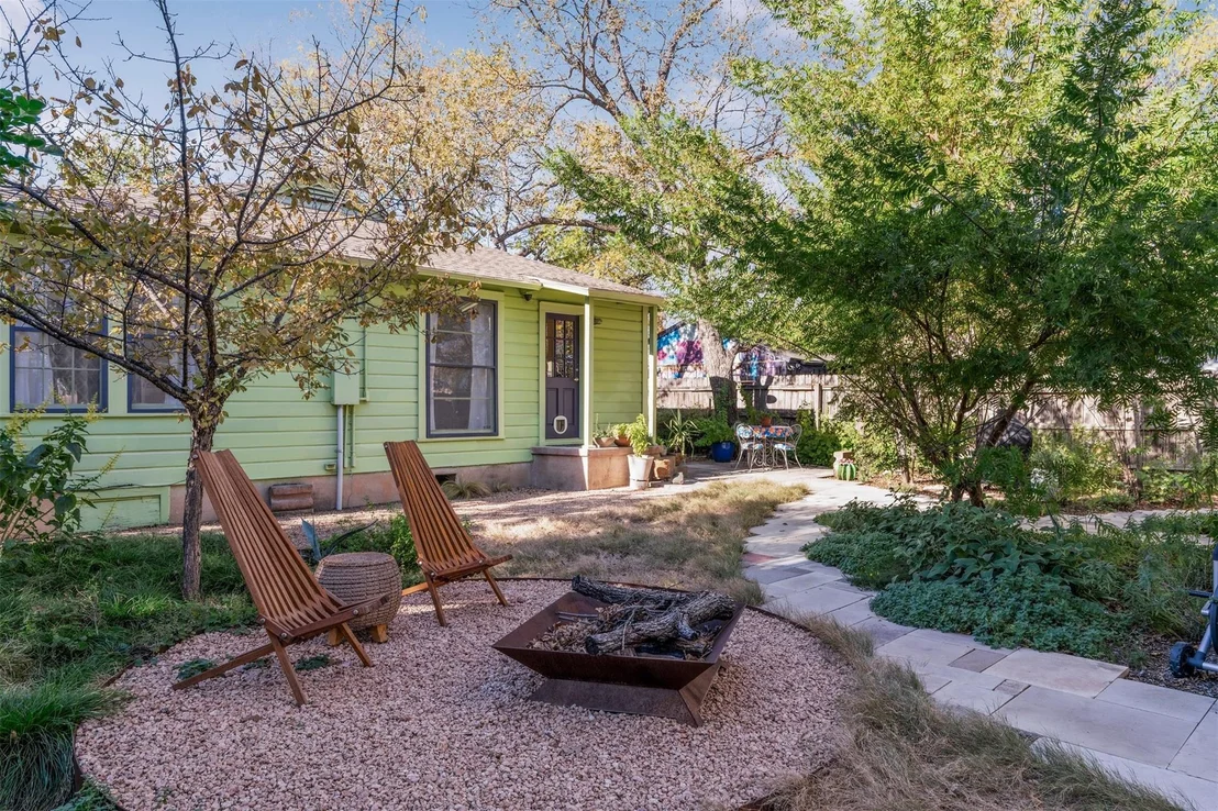 Photo of 5205 Martin Ave