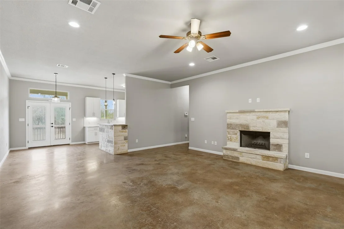 Photo of 182 Waipahoehoe DR