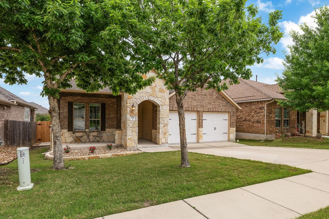 Photo of 536 Peregrine WAY