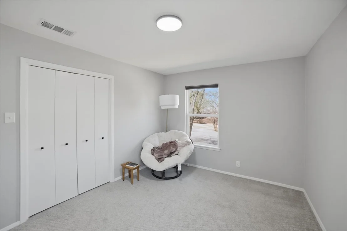 Photo of 1315 Quail Park DR