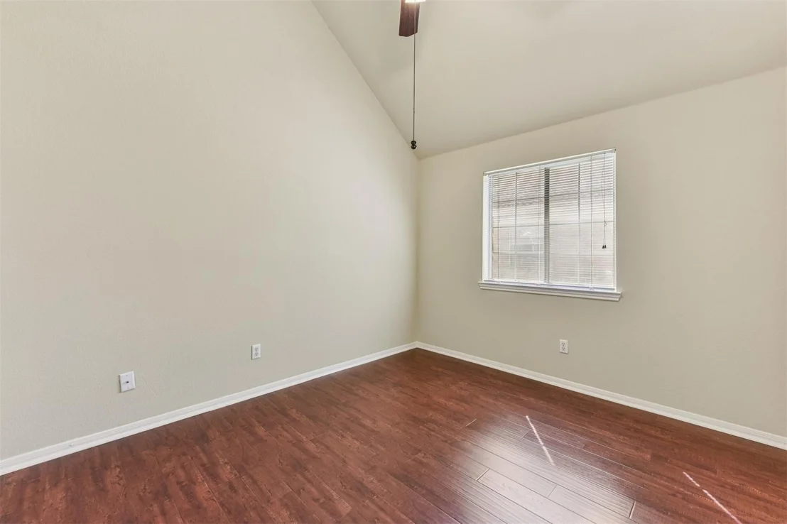 Photo of 412 Settlers Valley DR