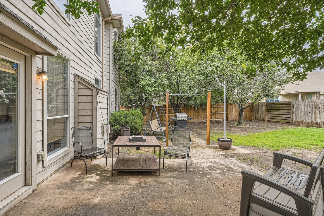 Photo of 269 Camelia PKWY