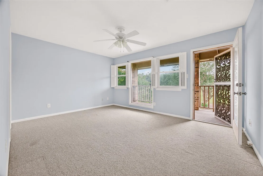 Photo of Unit D at 11121 Pinehurst DR