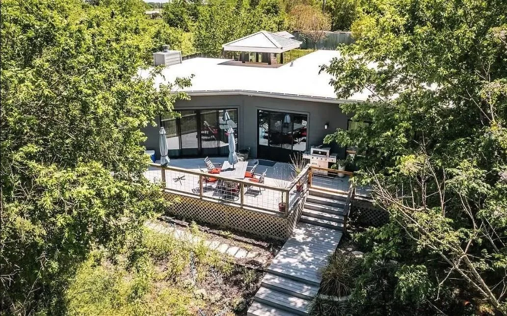 Photo of 162 River Front DR