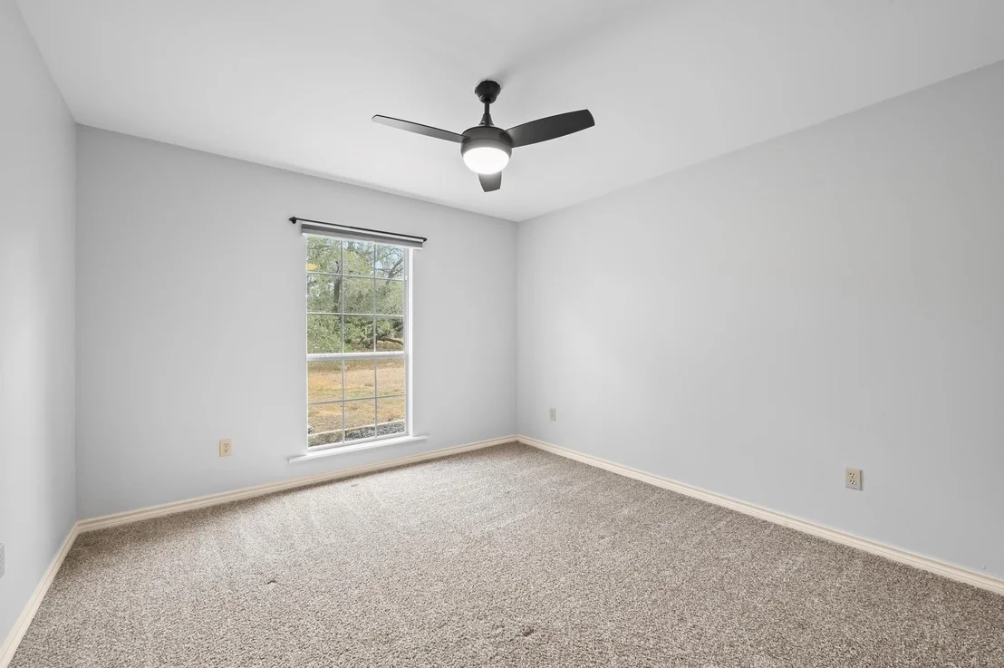 Photo of 140 Barton Ranch CIR