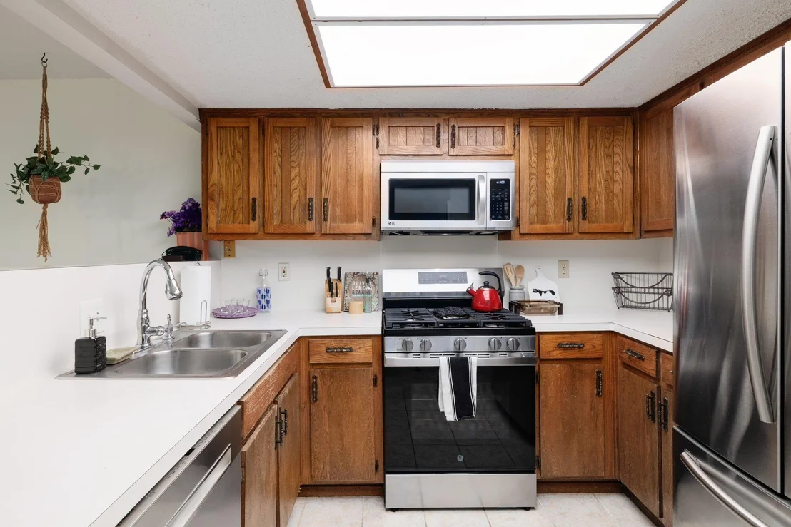 Photo of 405 Brookhollow DR