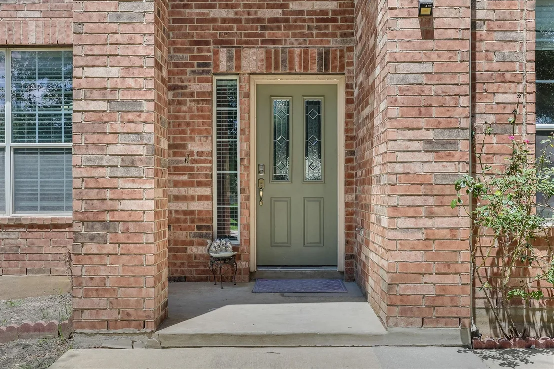 Photo of 916 Abbeyglen Castle DR