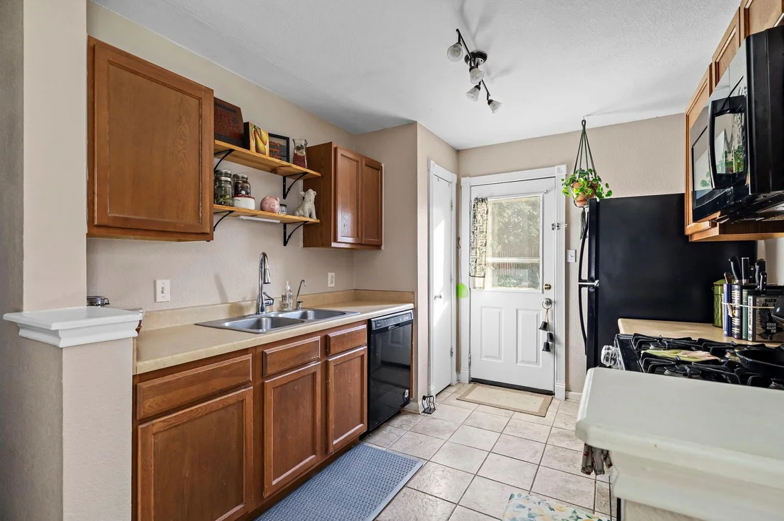 Photo of 182 Black Forest RD