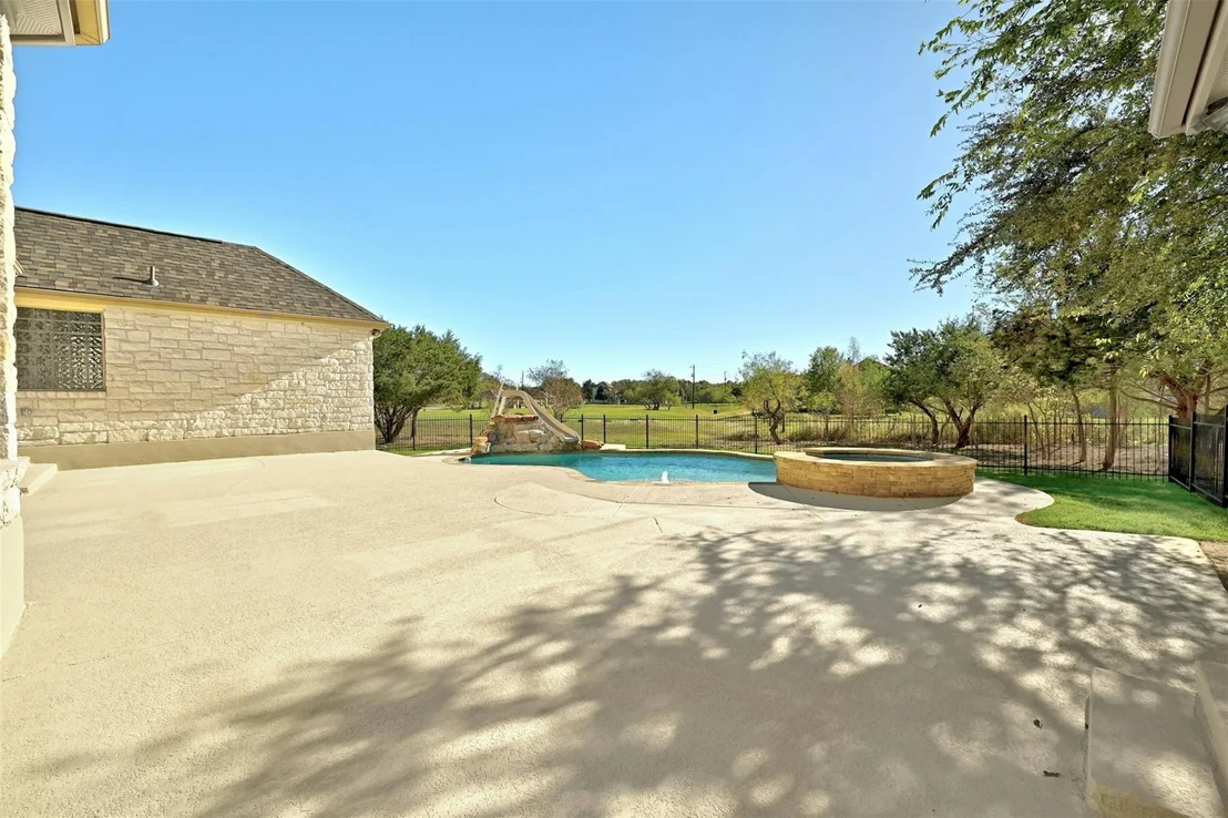 Photo of 1300 Little Bear RD