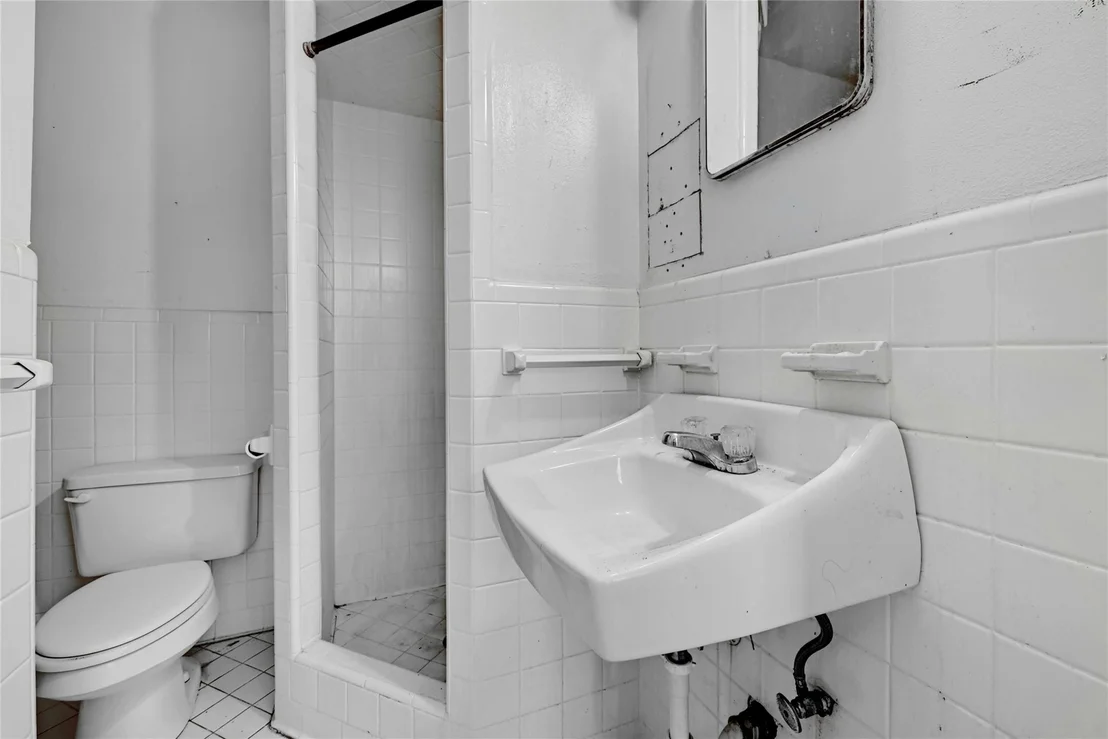 Photo of 1109 Travis Height BLVD