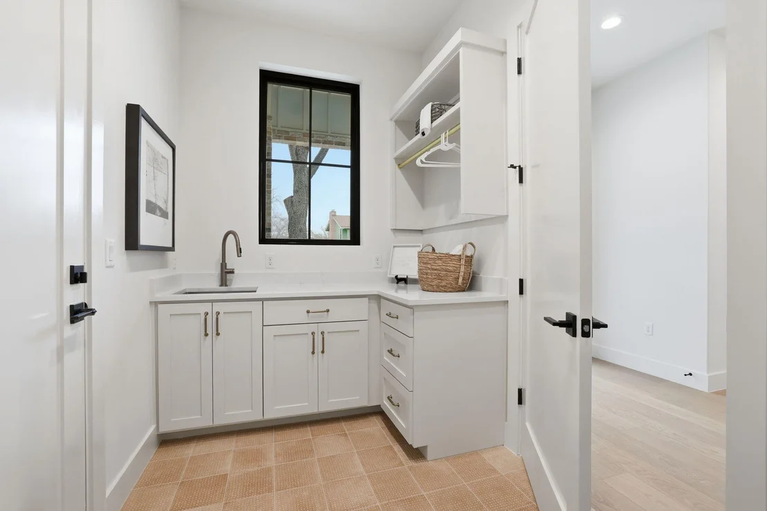 Photo of 3005 Silverleaf DR