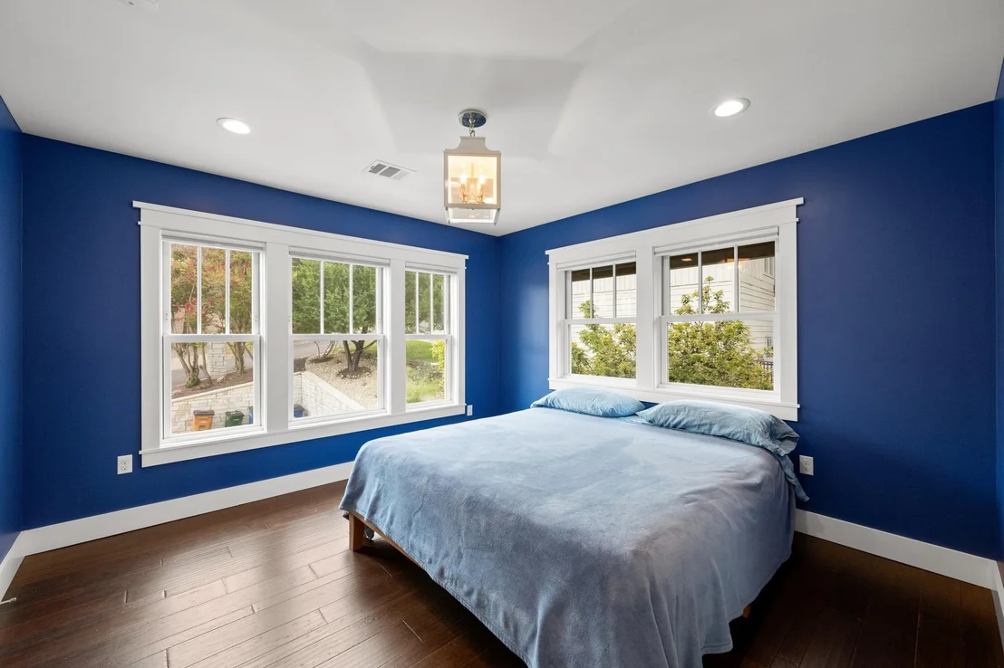 Photo of 5102 Beverly Hills DR