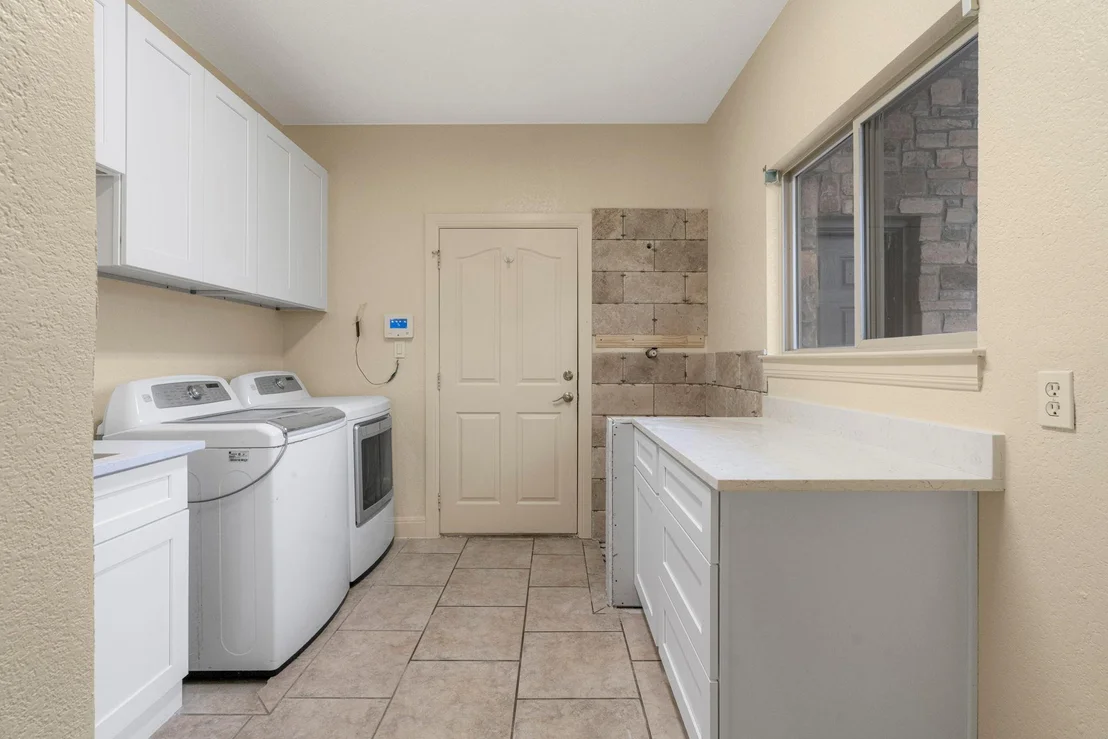 Photo of 301 Goldridge DR