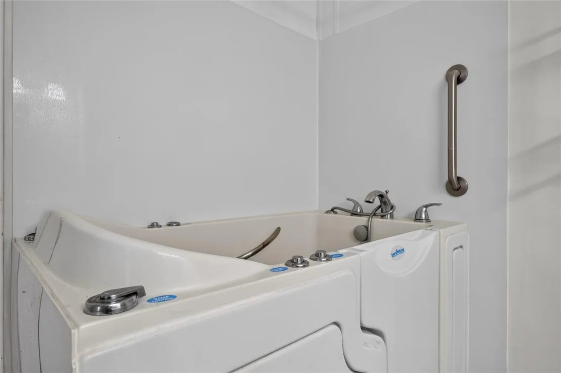 Photo of 1100 Ramms DR