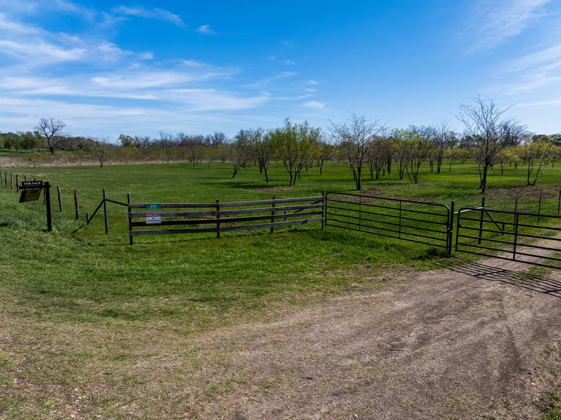 Photo of 2151 County Road 429