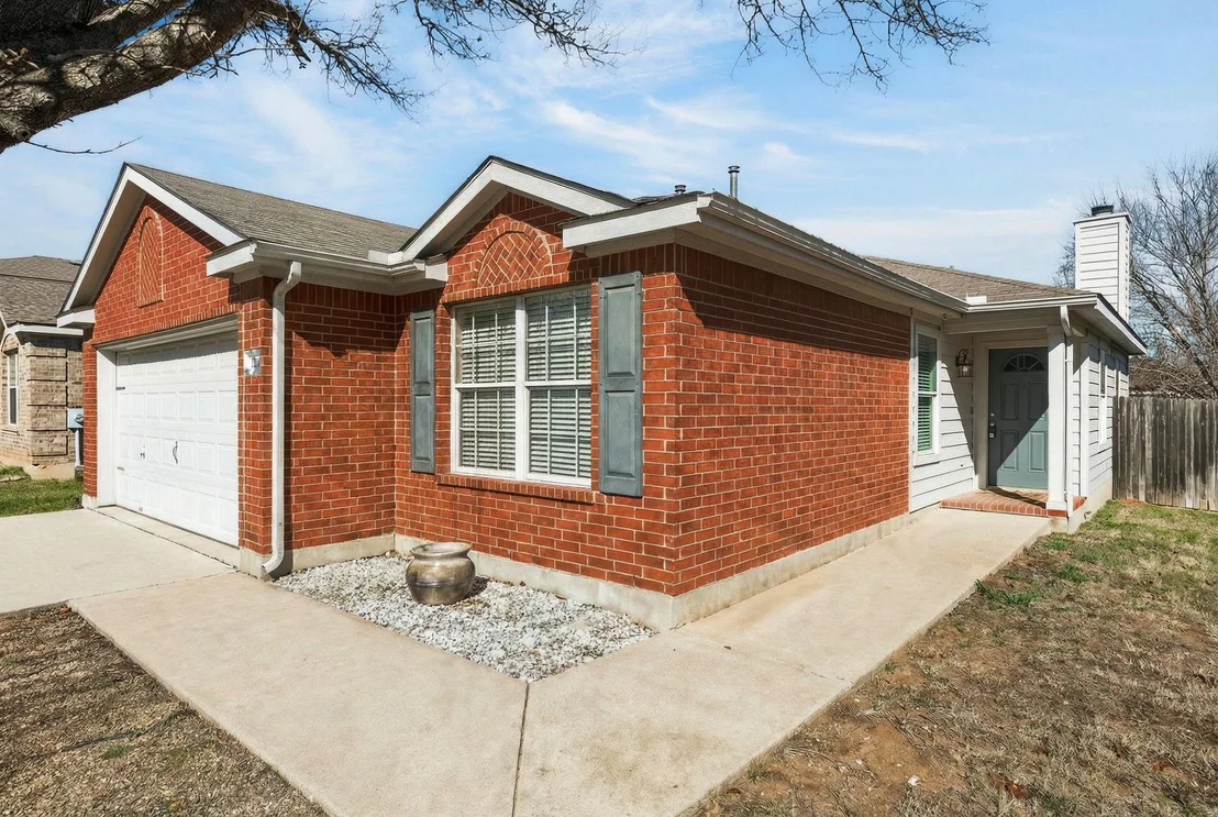 Photo of 2210 John Tee DR