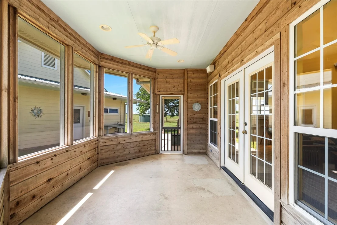 Photo of 928 Upper Elgin River RD