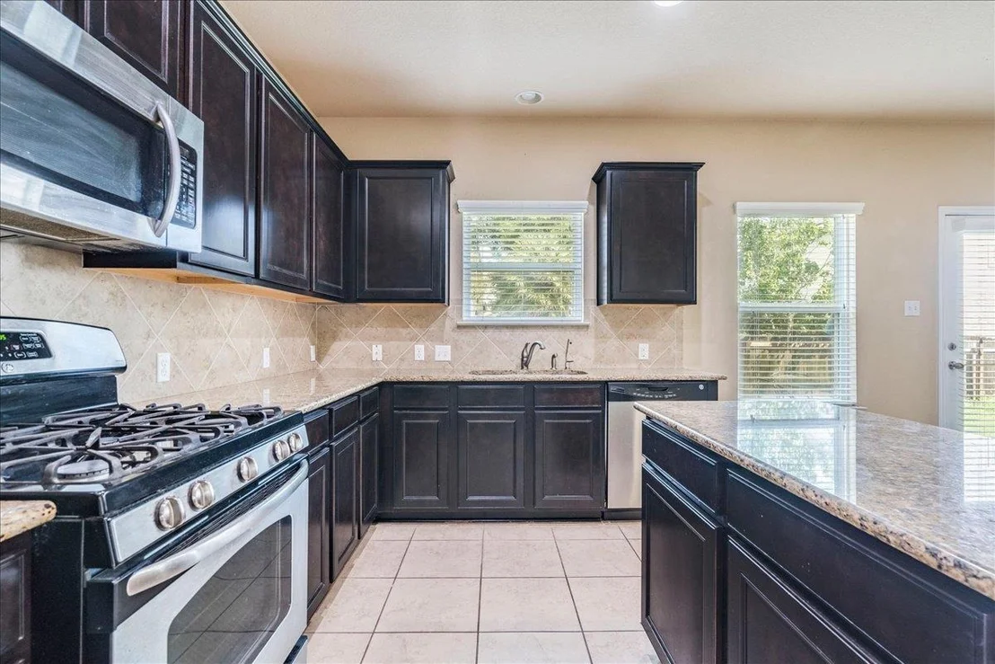 Photo of 809 Hometown PKWY