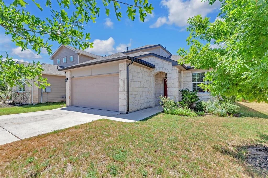Photo of 228 Baron Creek TRL
