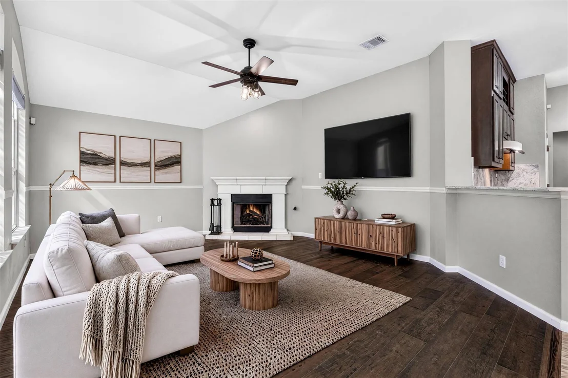 Photo of 1004 Applerock