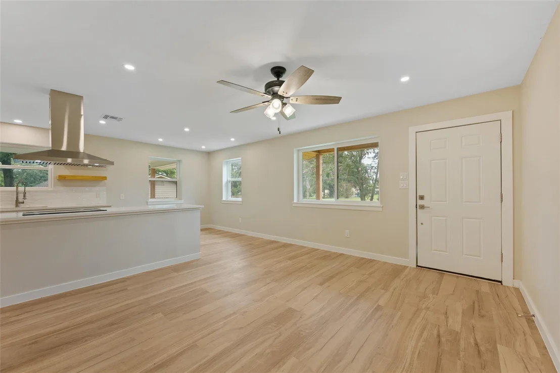 Photo of 212 Cool Water DR
