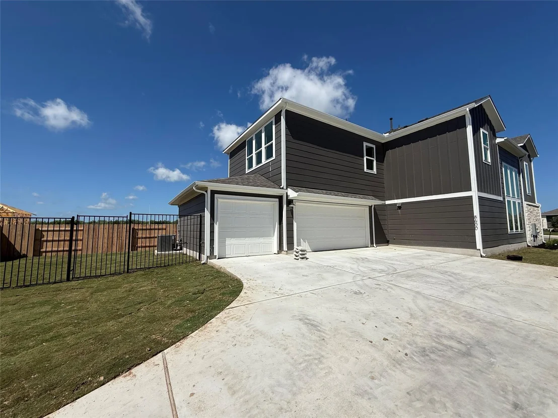 Photo of 8600 Dongan DR