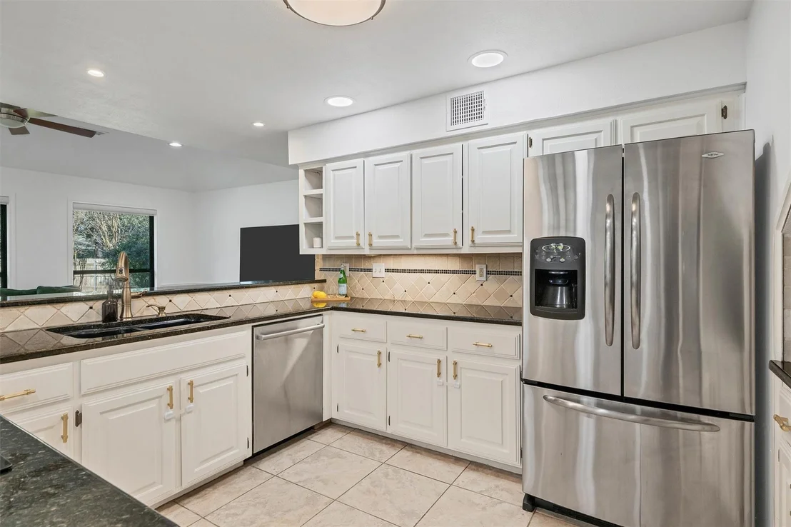 Photo of 3104 Oak Bend DR