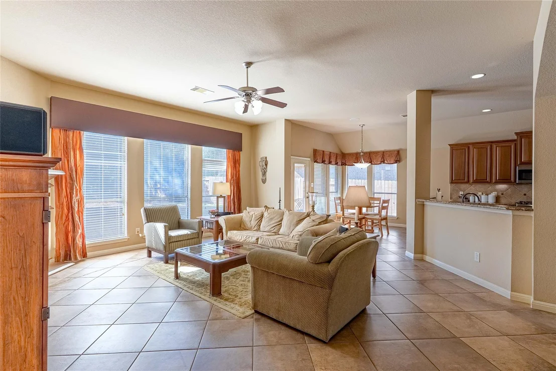 Photo of 2725 Highland TRL