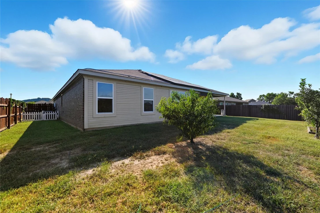 Photo of 2411 Settlement RD