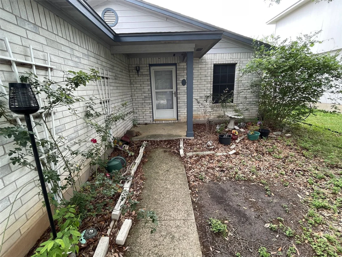 Photo of 110 Brentwood DR