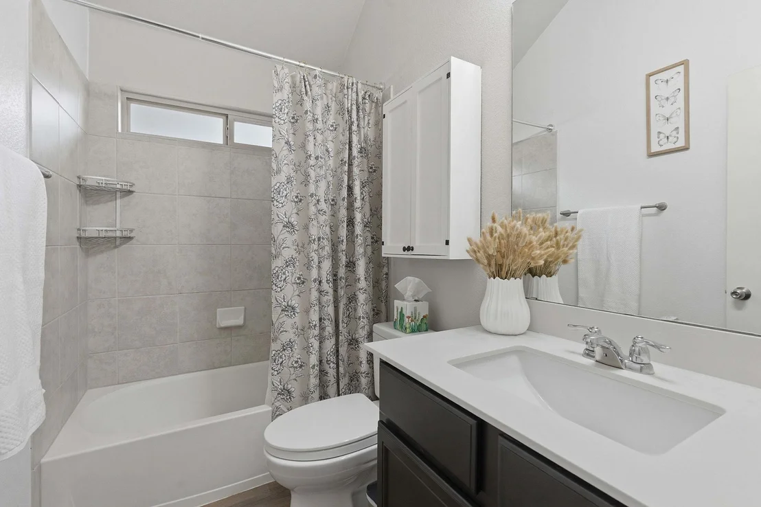 Photo of 426 Tilly LN